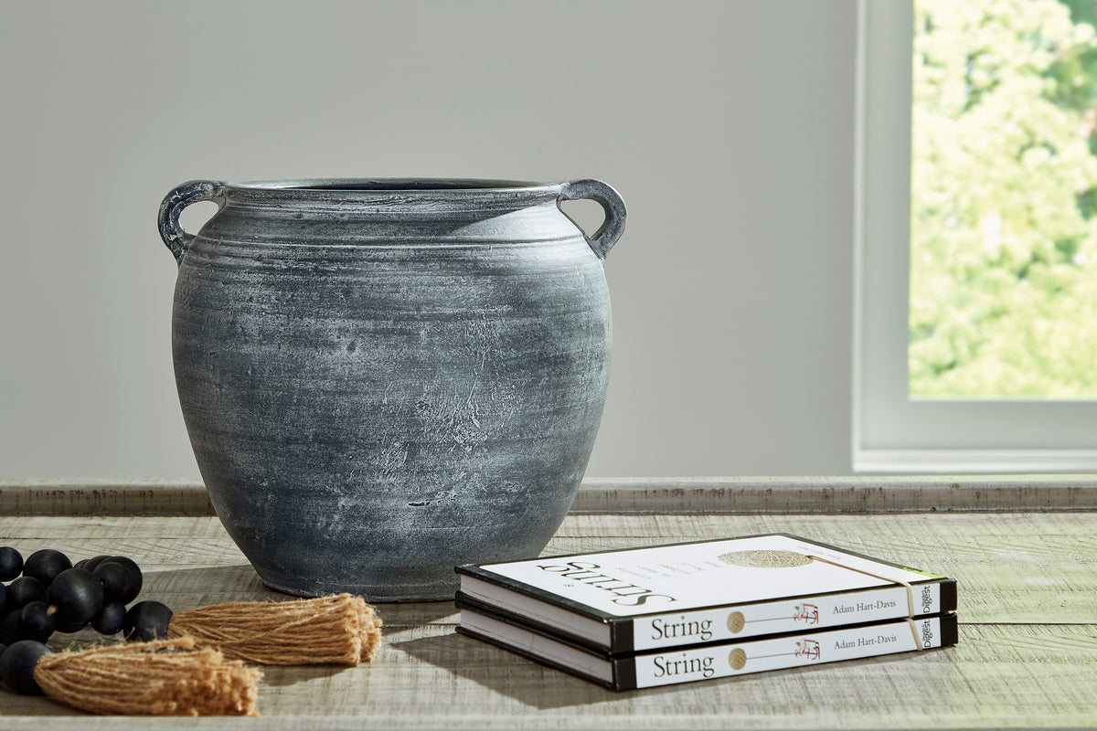 Ashley Meadie Vase with Handles