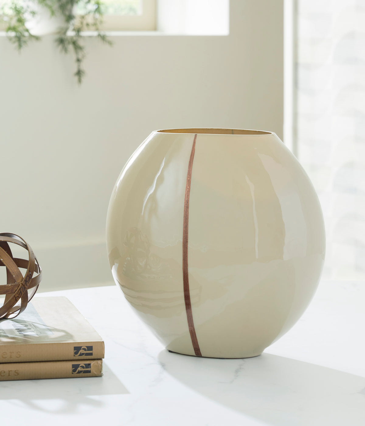 Ashley Sheabourne Vase