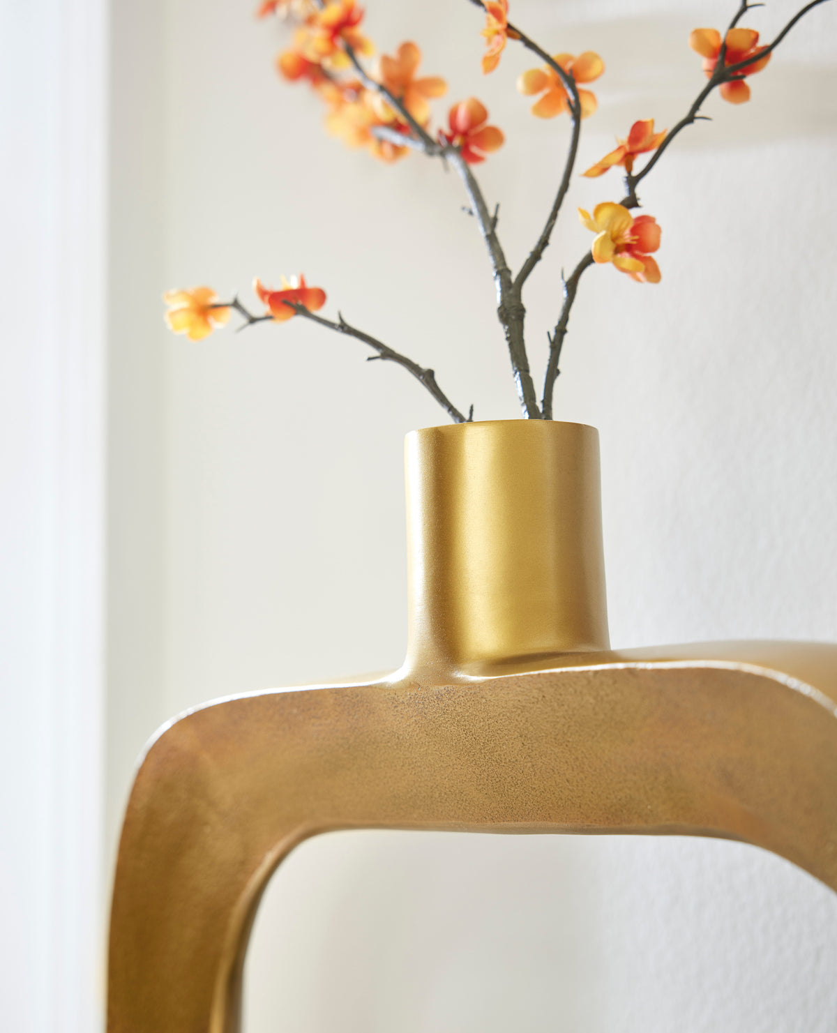 Ashley Lawtonville Vase