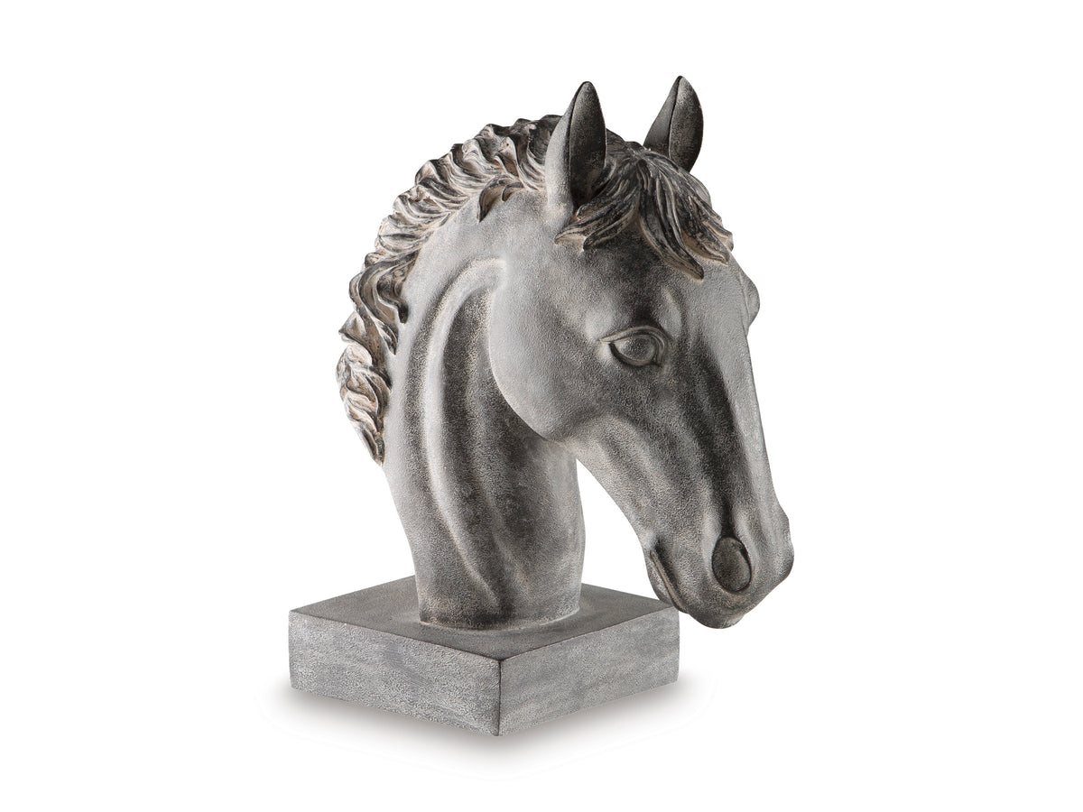 Ashley Carnlow Sculpture
