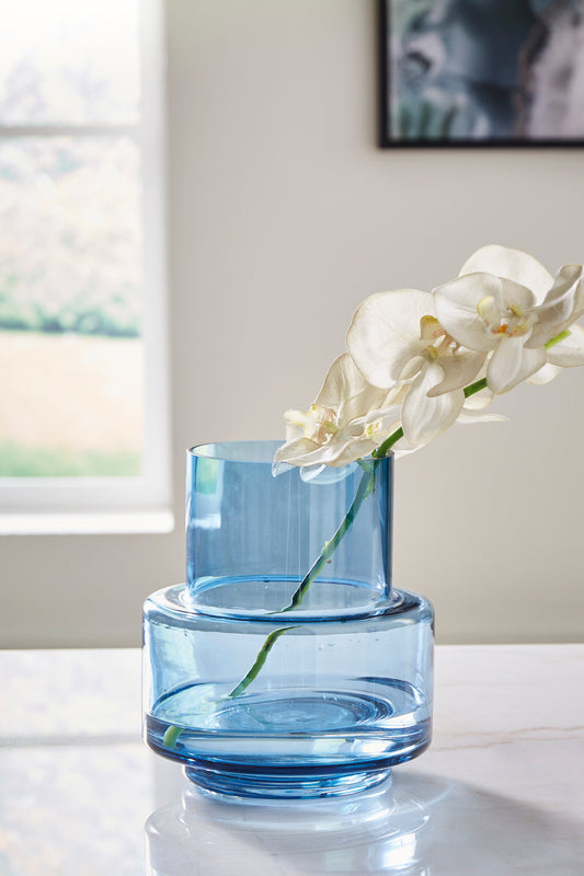 Ashley Bealen Indoor/Outdoor Vase - alternate view
