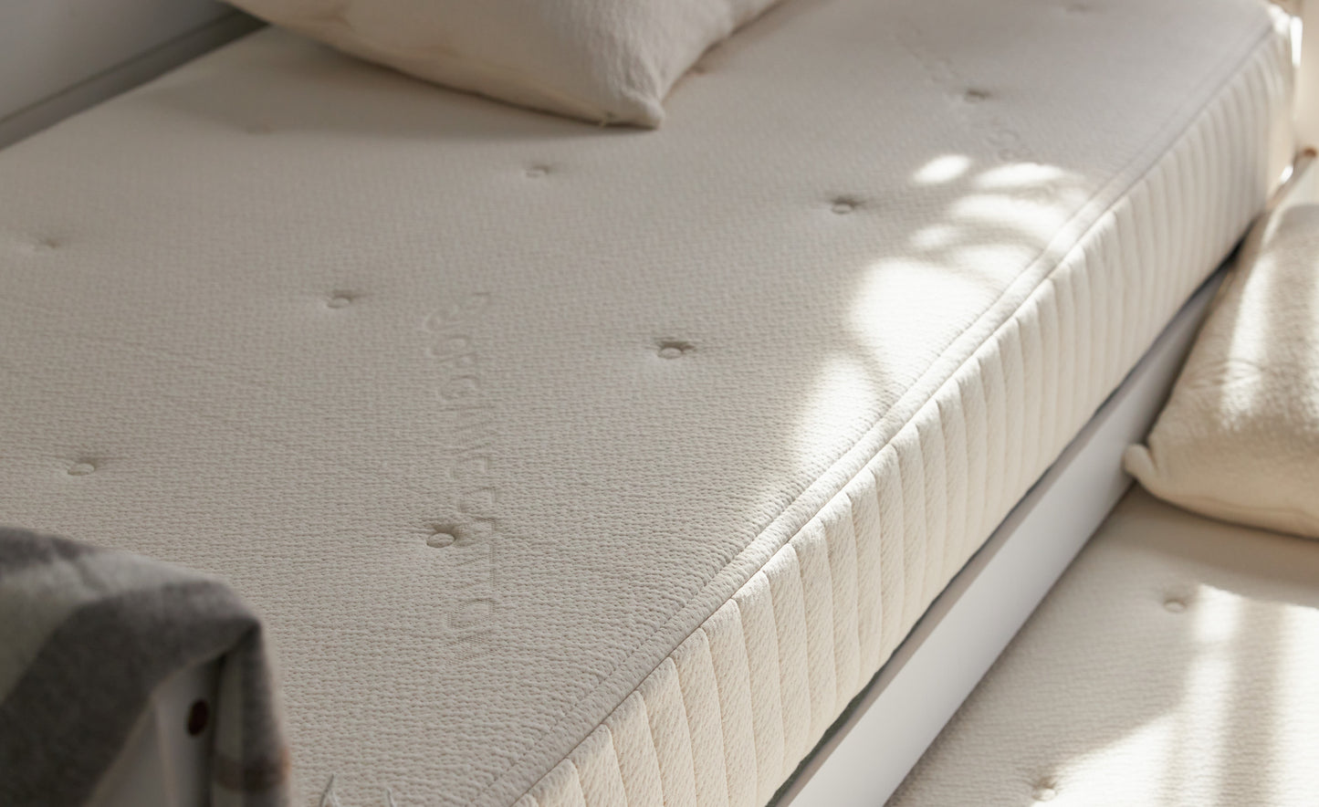Avocado ECO Organic Kids Mattress