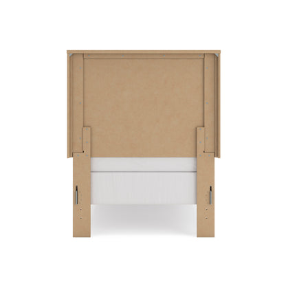 Ashley Dovander Panel Bed