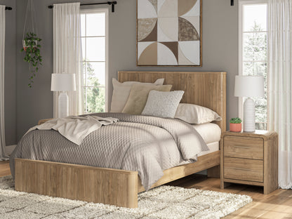 Ashley Dovander Panel Bed