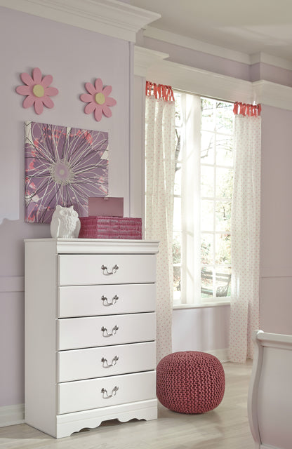 Anarasia Chest of Drawers