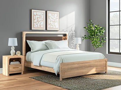Hollymount Upholstered Platform Bed