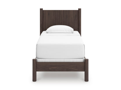Cadmori Panel Bed