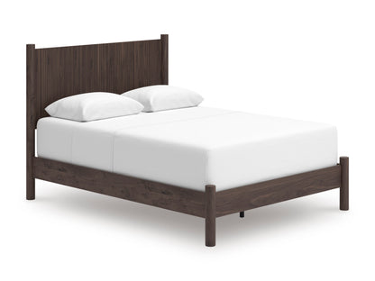 Cadmori Panel Bed Queen