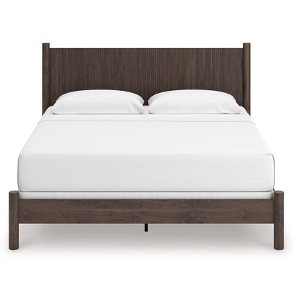 Cadmori Panel Bed