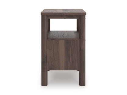 Cadmori Nightstand