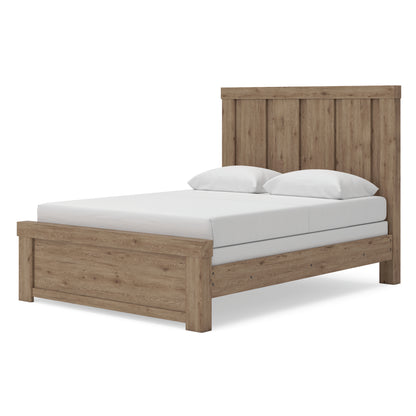 Garistyn Panel Bed