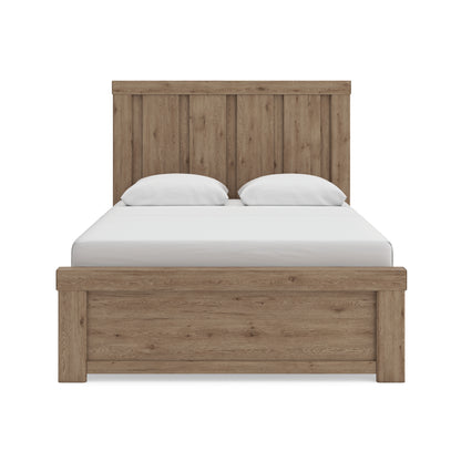 Garistyn Panel Bed