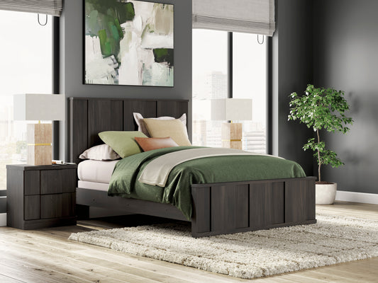 Jadiston Panel Bed Queen