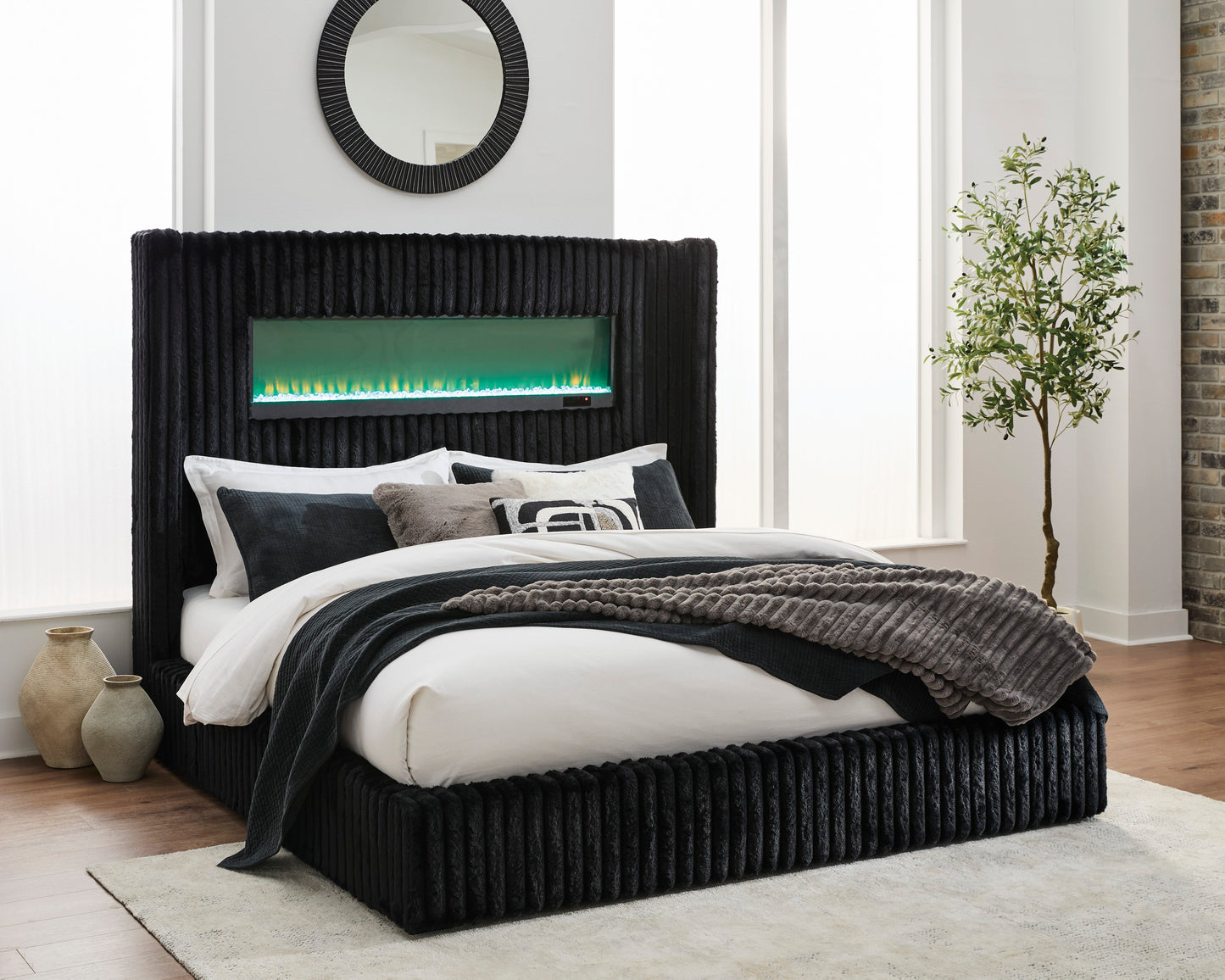 Agrander Upholstered Bed