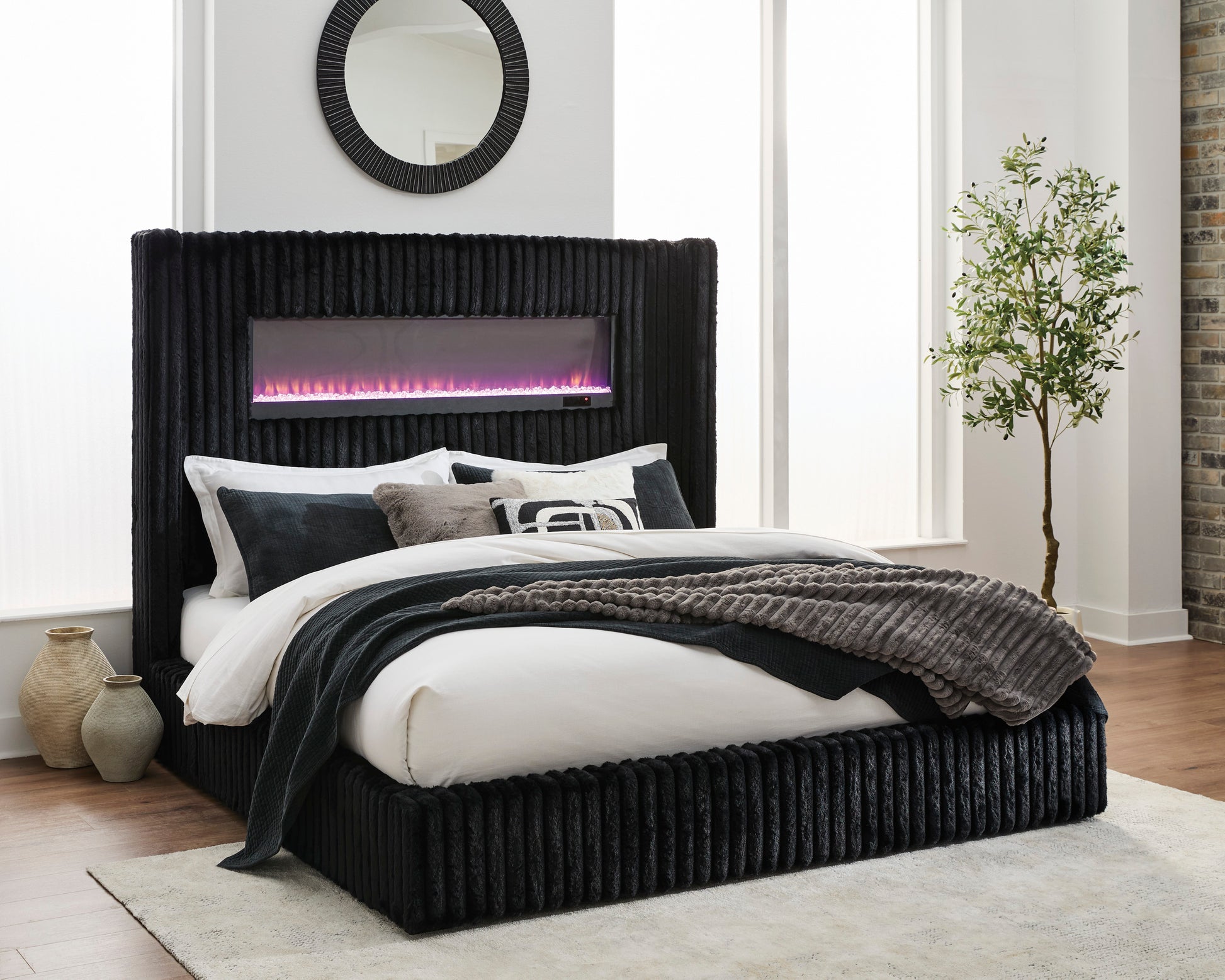 Agrander Upholstered Bed