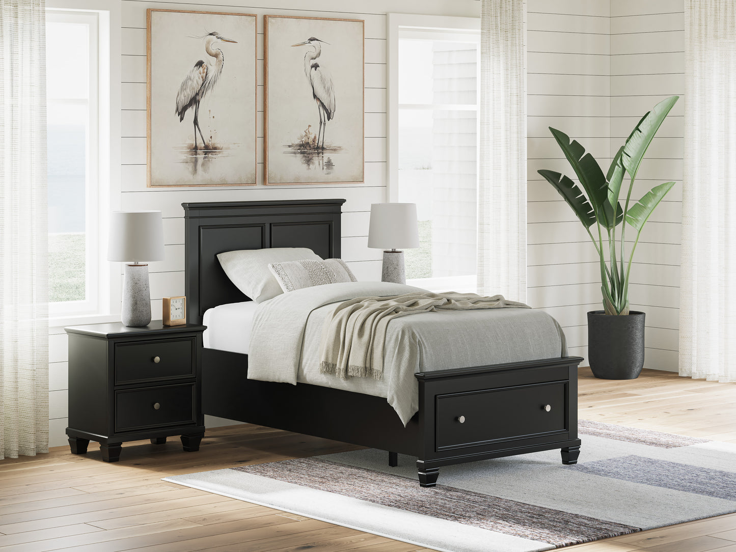 Ashley Lanolee Panel Storage Bed