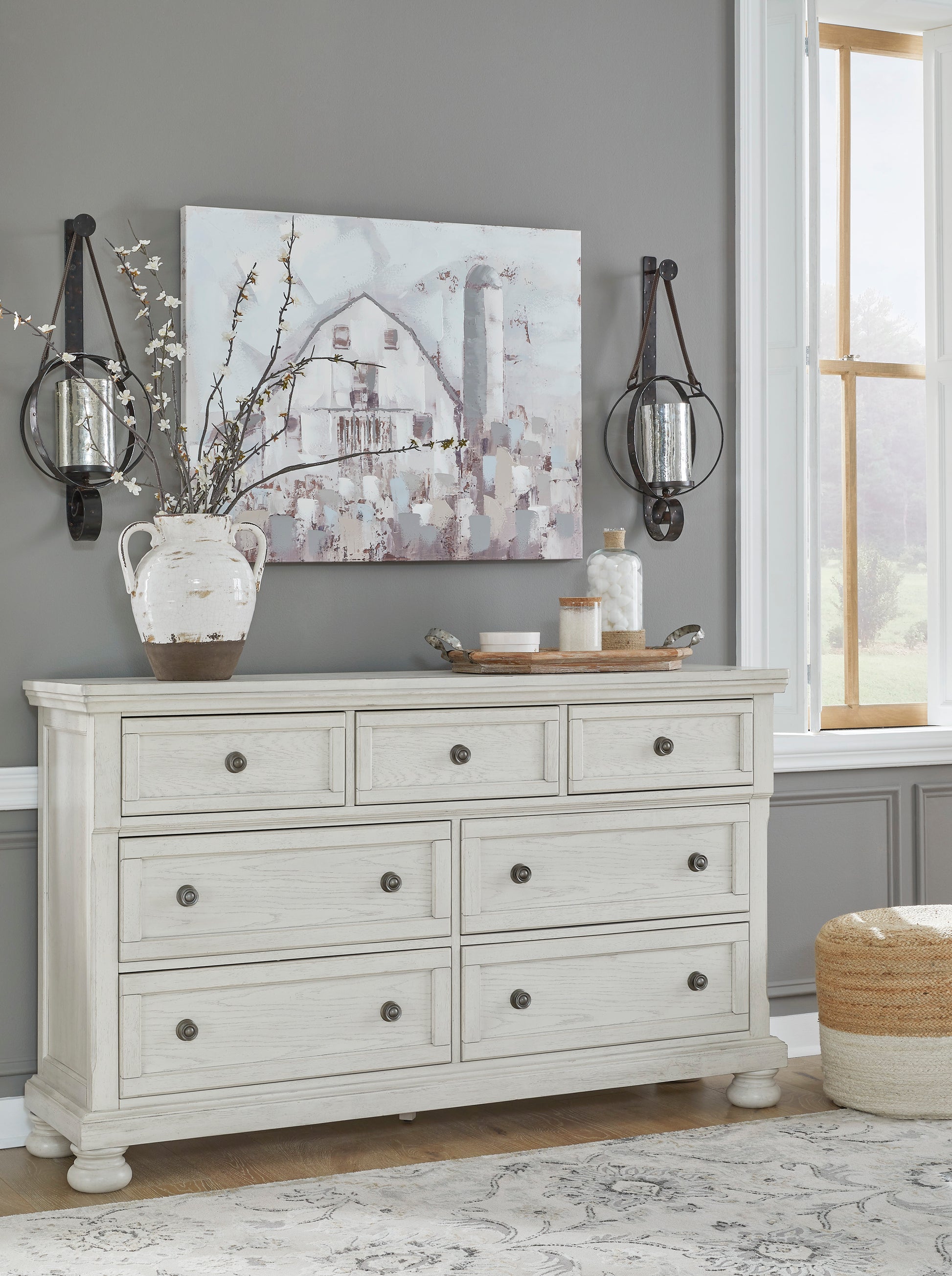 Robbinsdale 7-Drawer Dresser