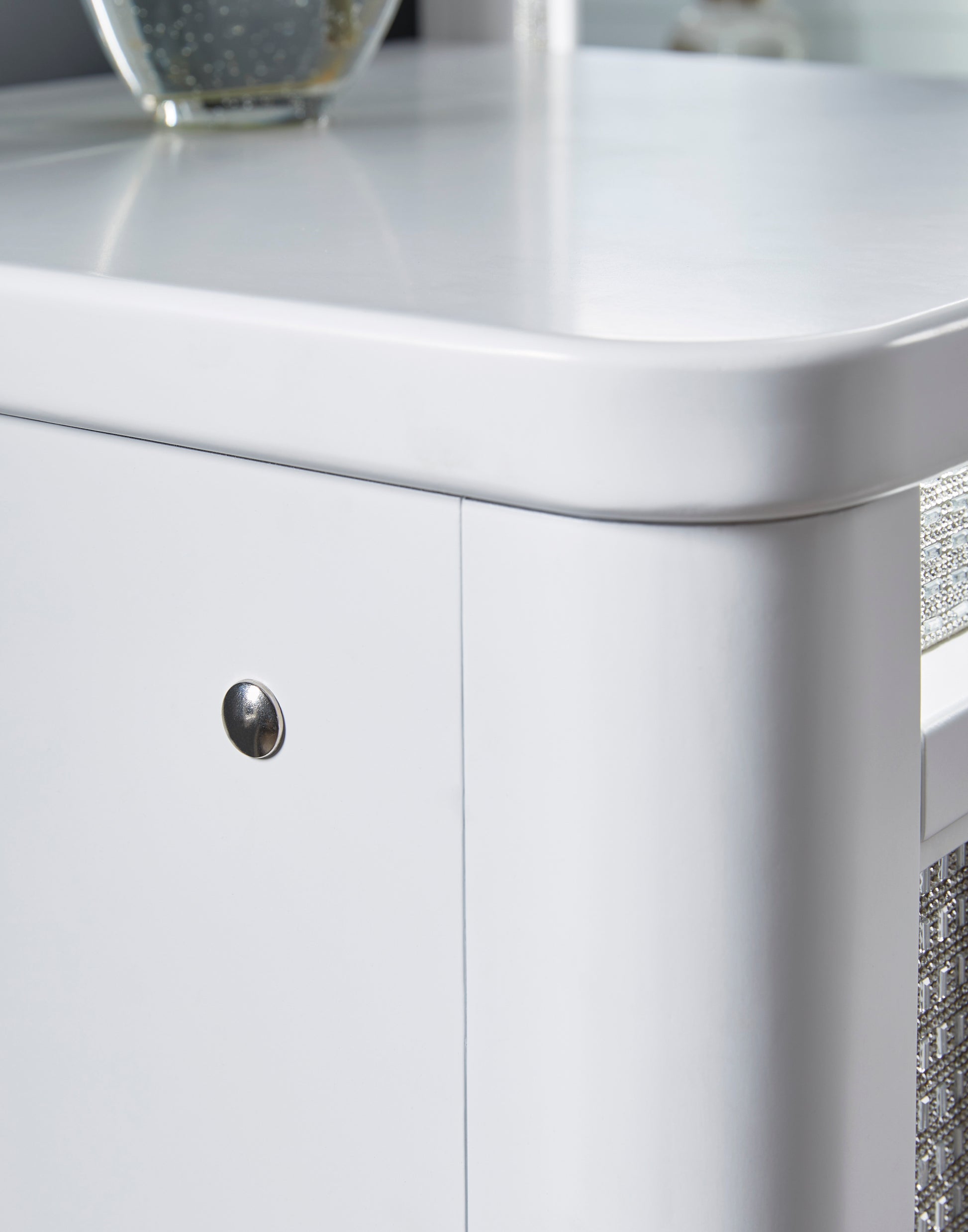 Chalanna Vanity