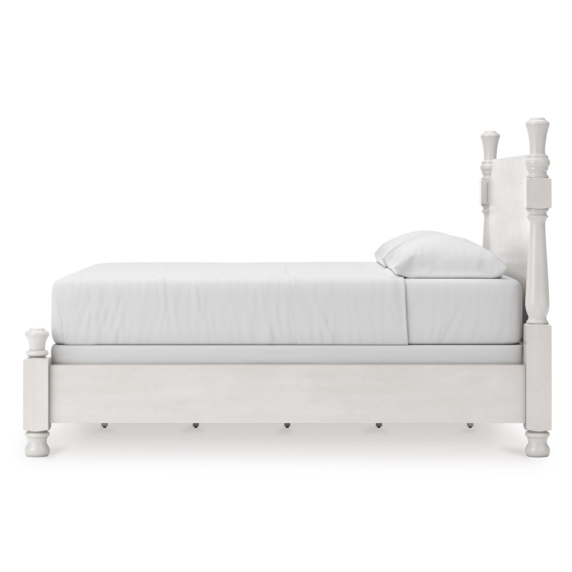 Chadworth King Poster Bed