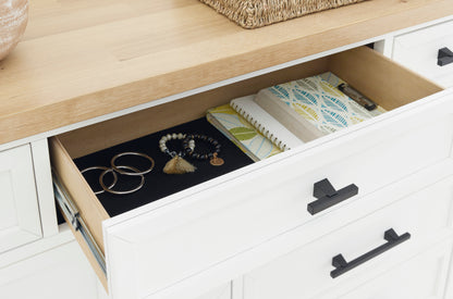 Ashbryn Dresser