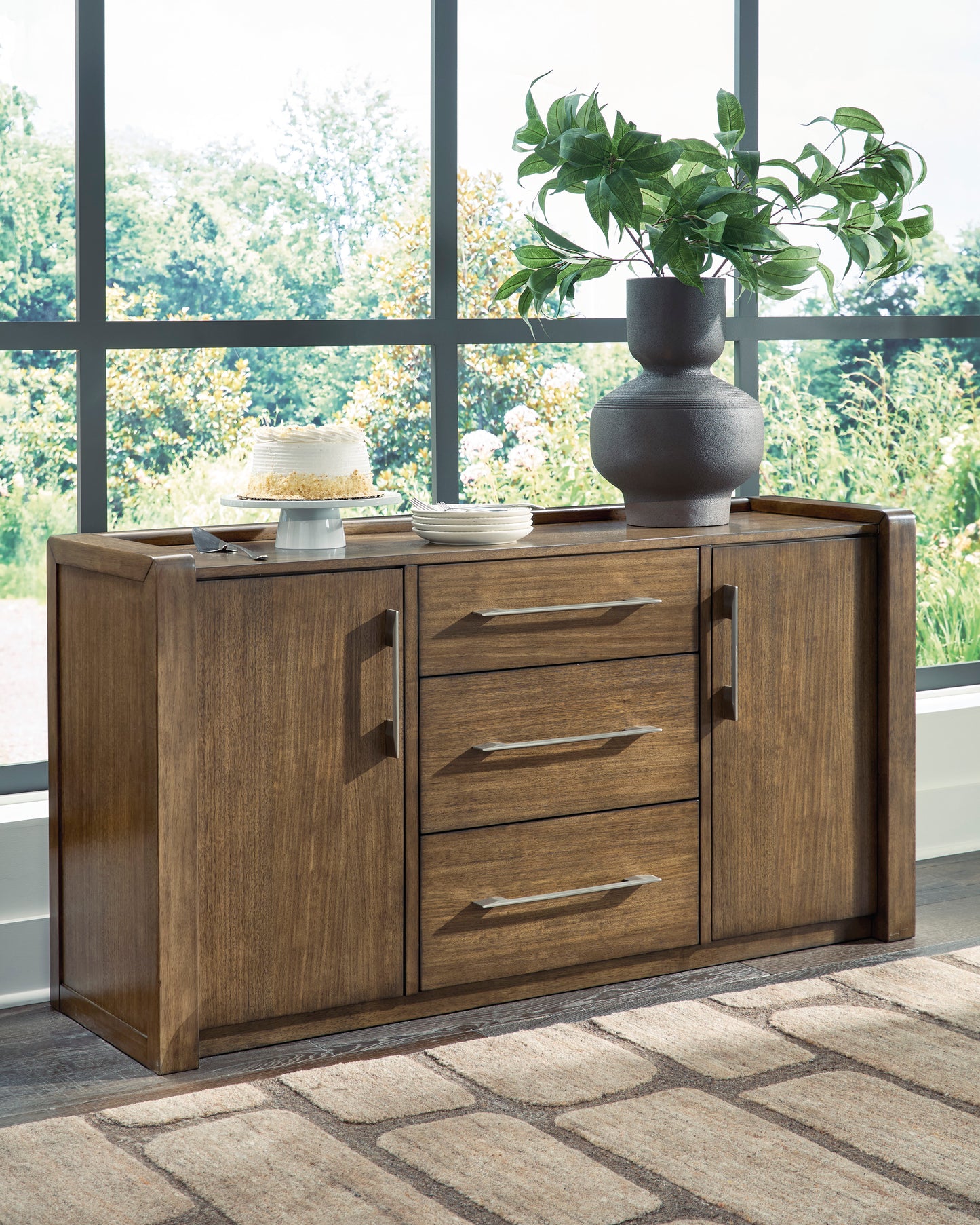 Ashley Marxmore Dining Room Server