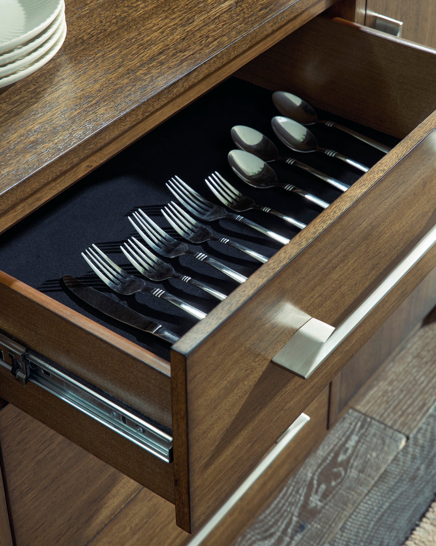 Ashley Marxmore Dining Room Server
