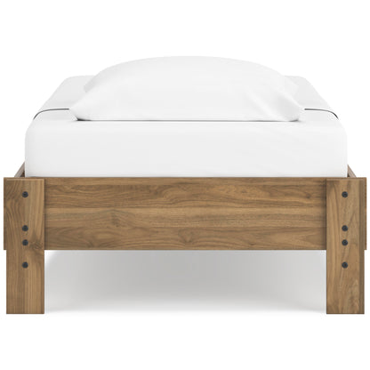 Deanlow Platform Bed