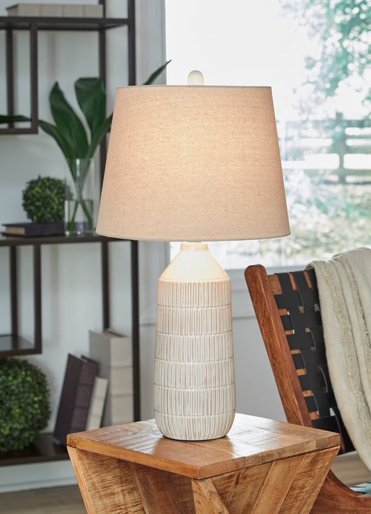 Willport Table Lamp (Set of 2) - alternate view