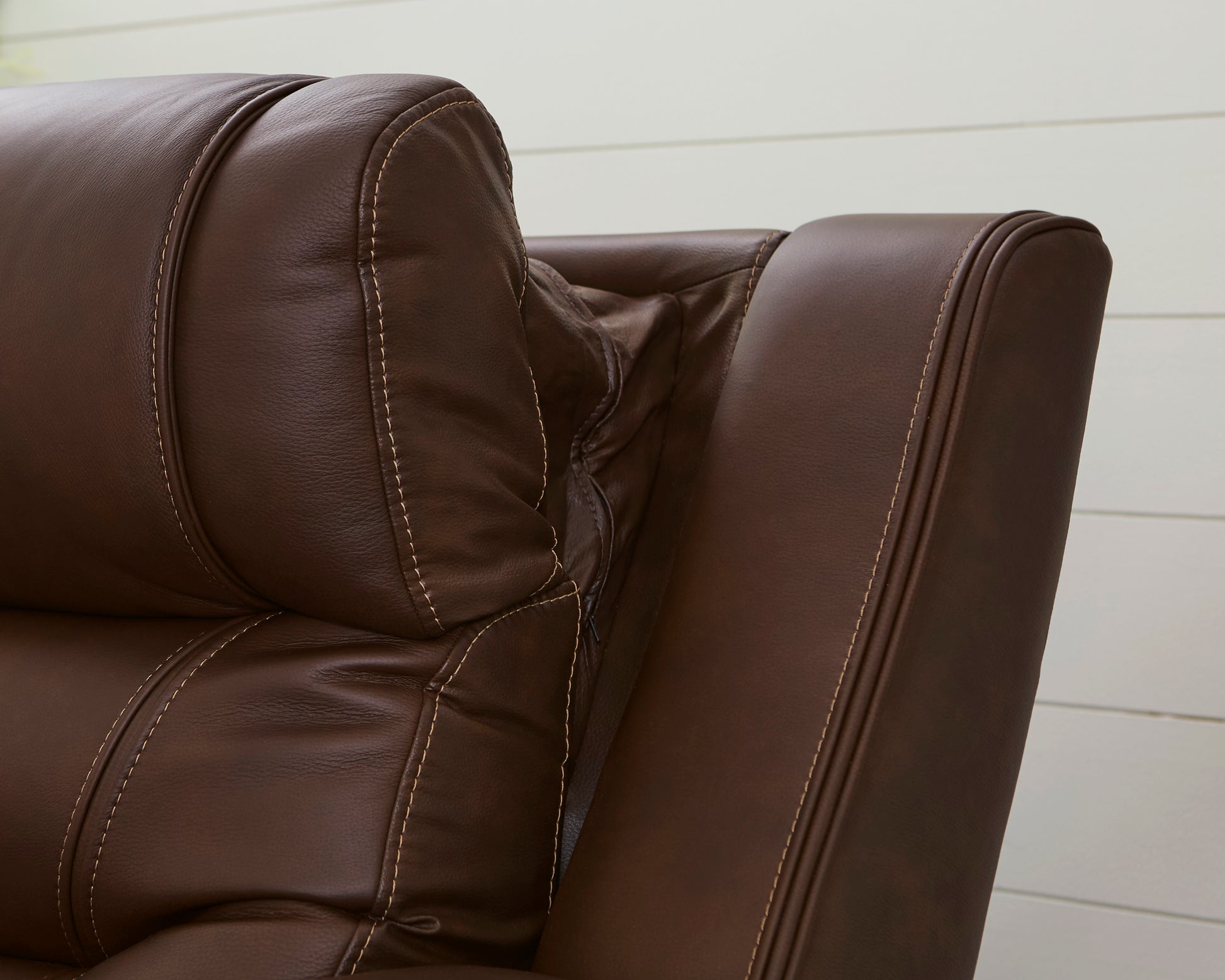 Dreamer Power Reclining Console Loveseat with Audio Seating