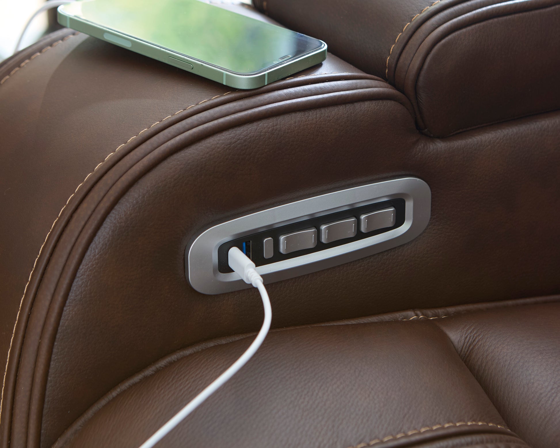 Dreamer Power Reclining Console Loveseat with Audio Seating