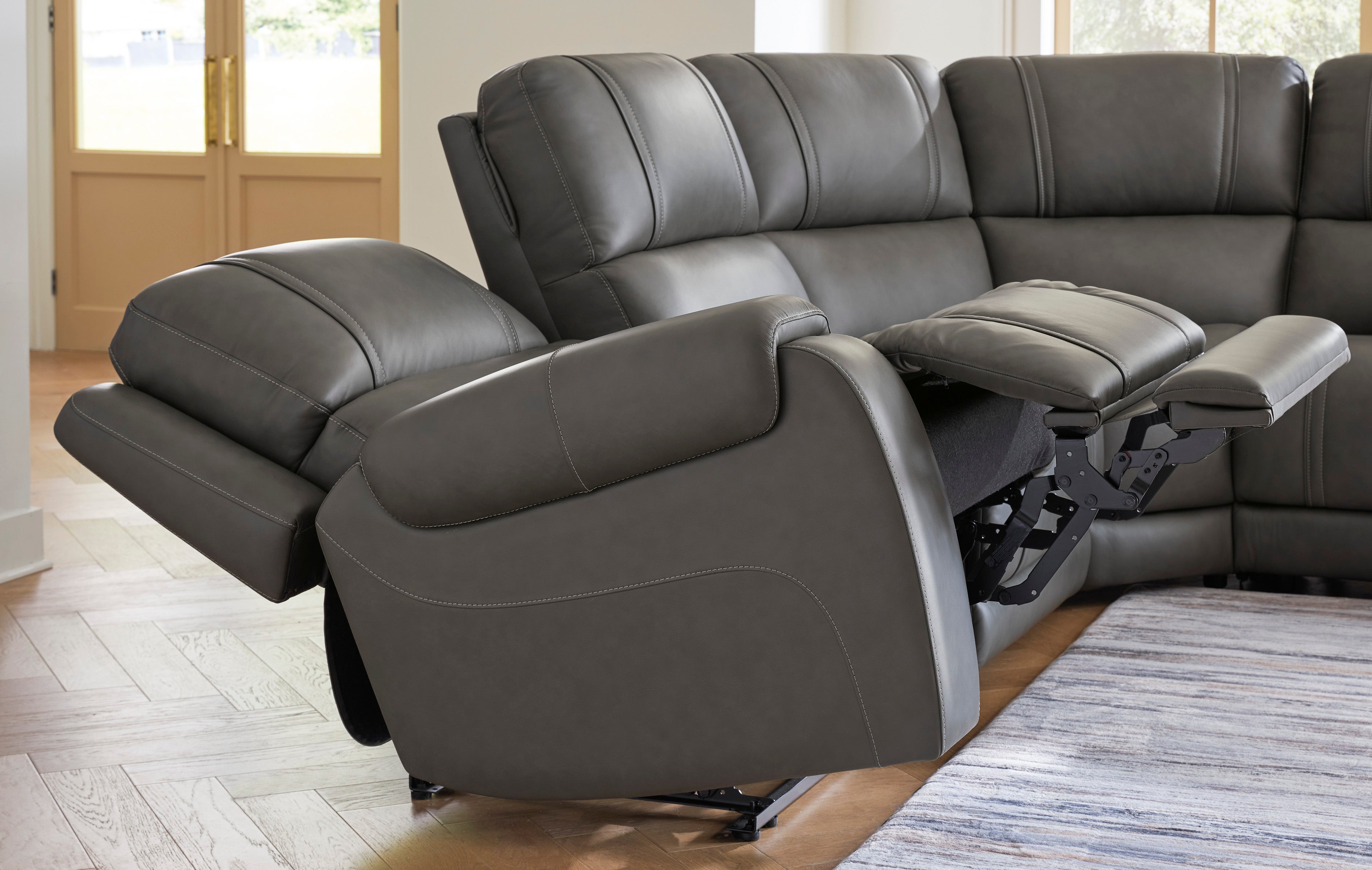 Ashley 5Z-Harrenhurst 7-Piece Leather Dual Power Reclining Modular