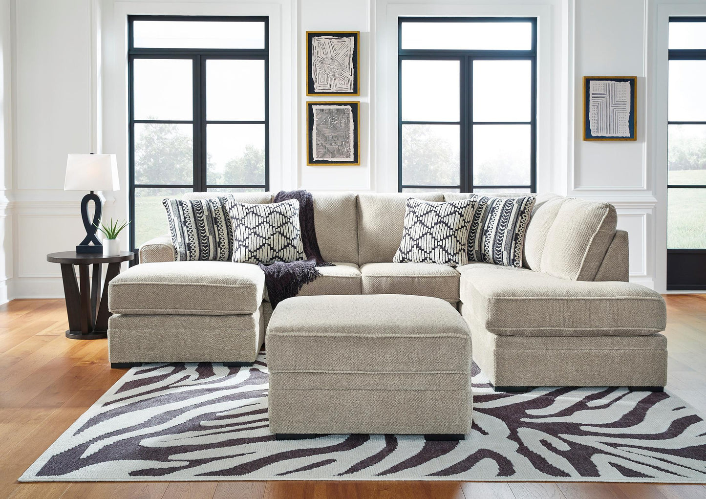 Calnita 2-Piece Sectional with Chaise