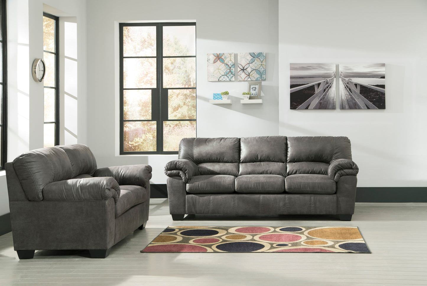 Bladen Loveseat