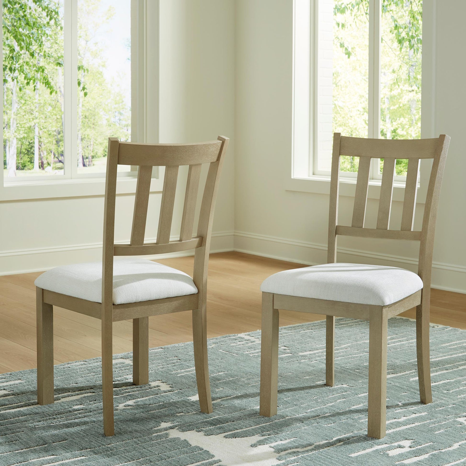 Calmoro Upholstered Dining Chair (Set of 2)