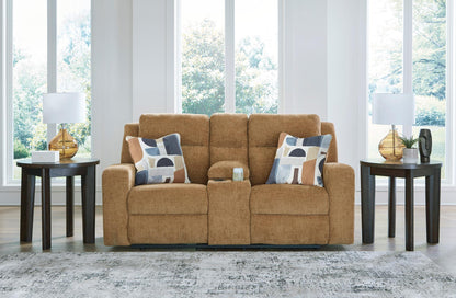 Kanlow Reclining Console Loveseat