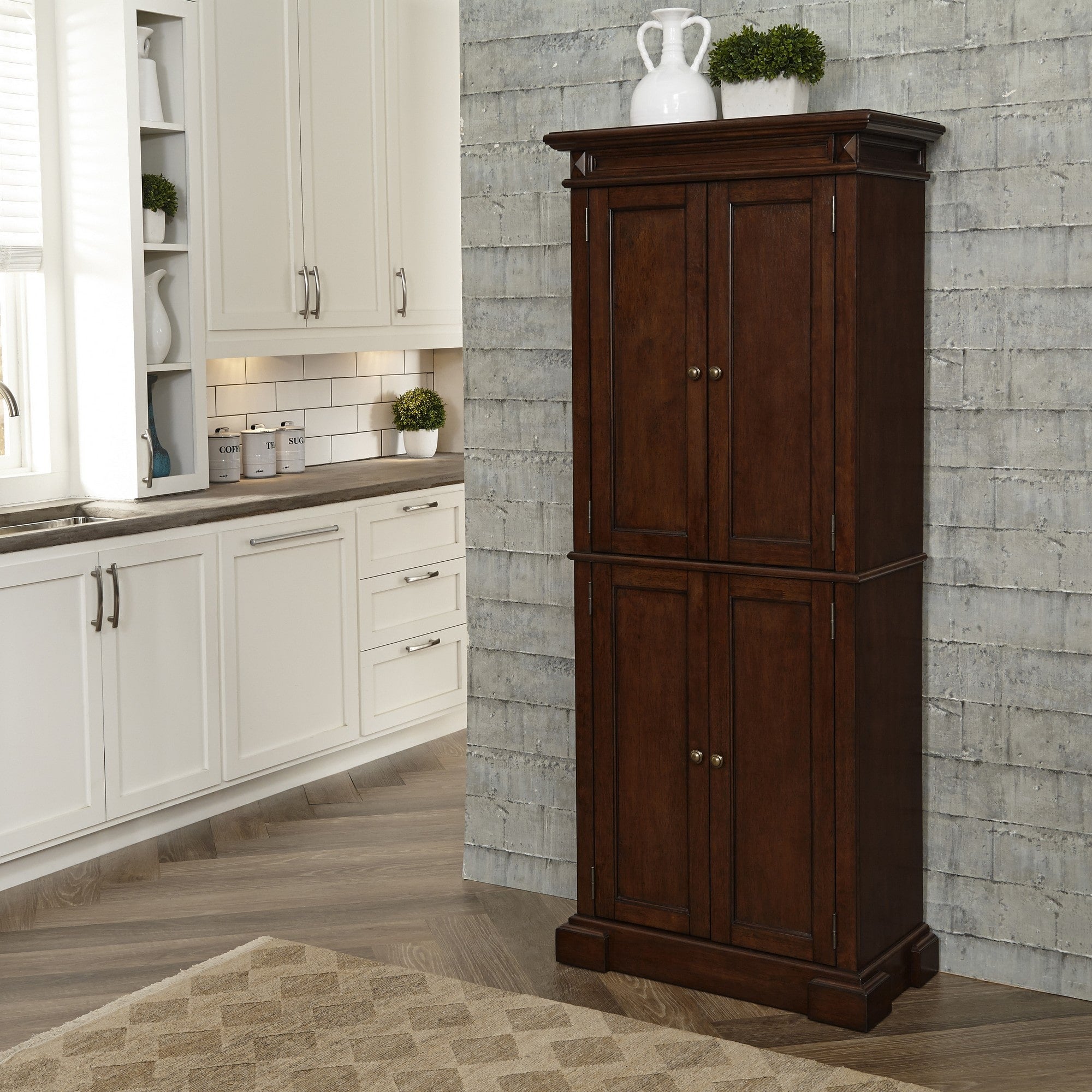 Montauk Pantry – Levin Furniture