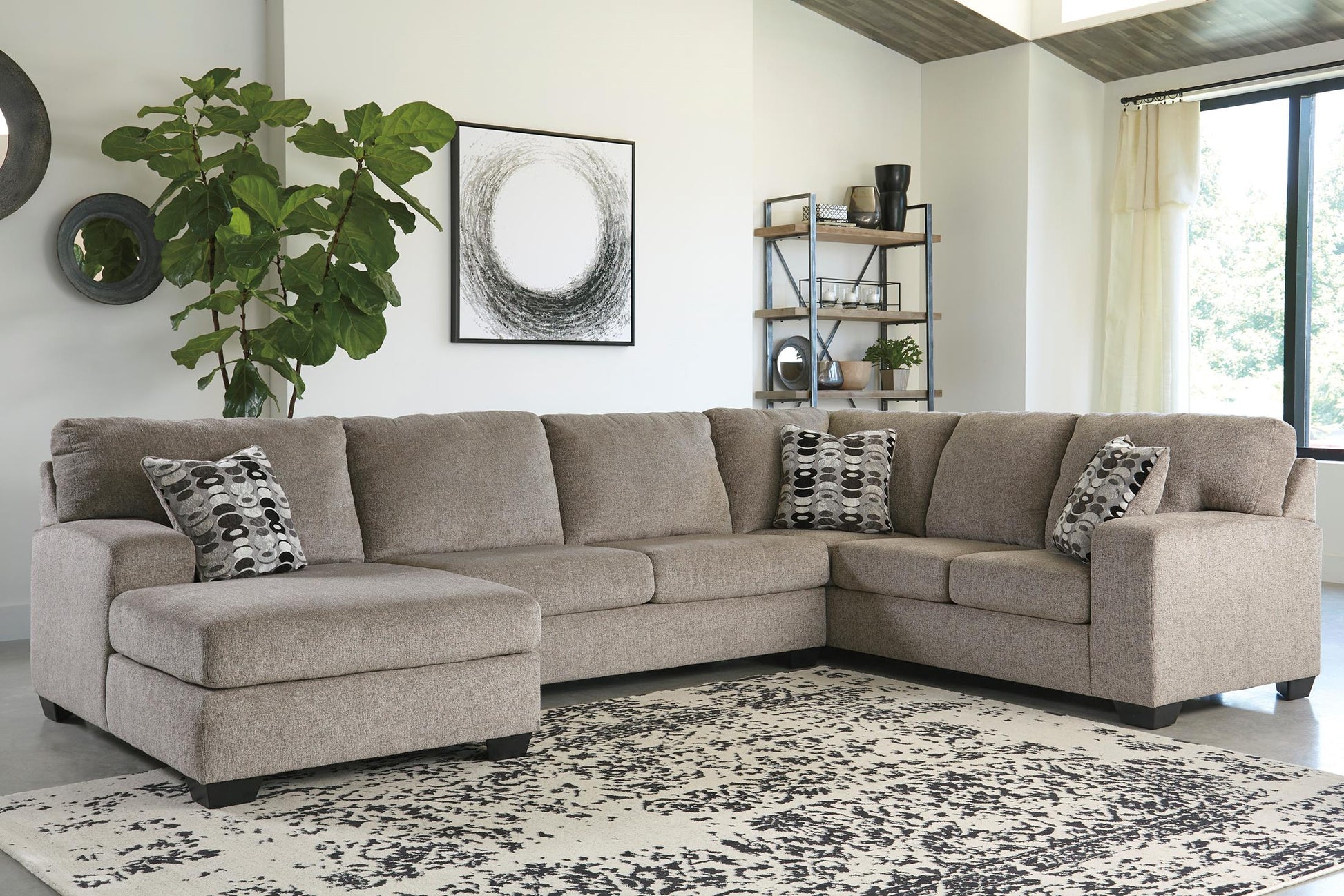 Ballinasloe 3-Piece Platinum Sectional with Chaise