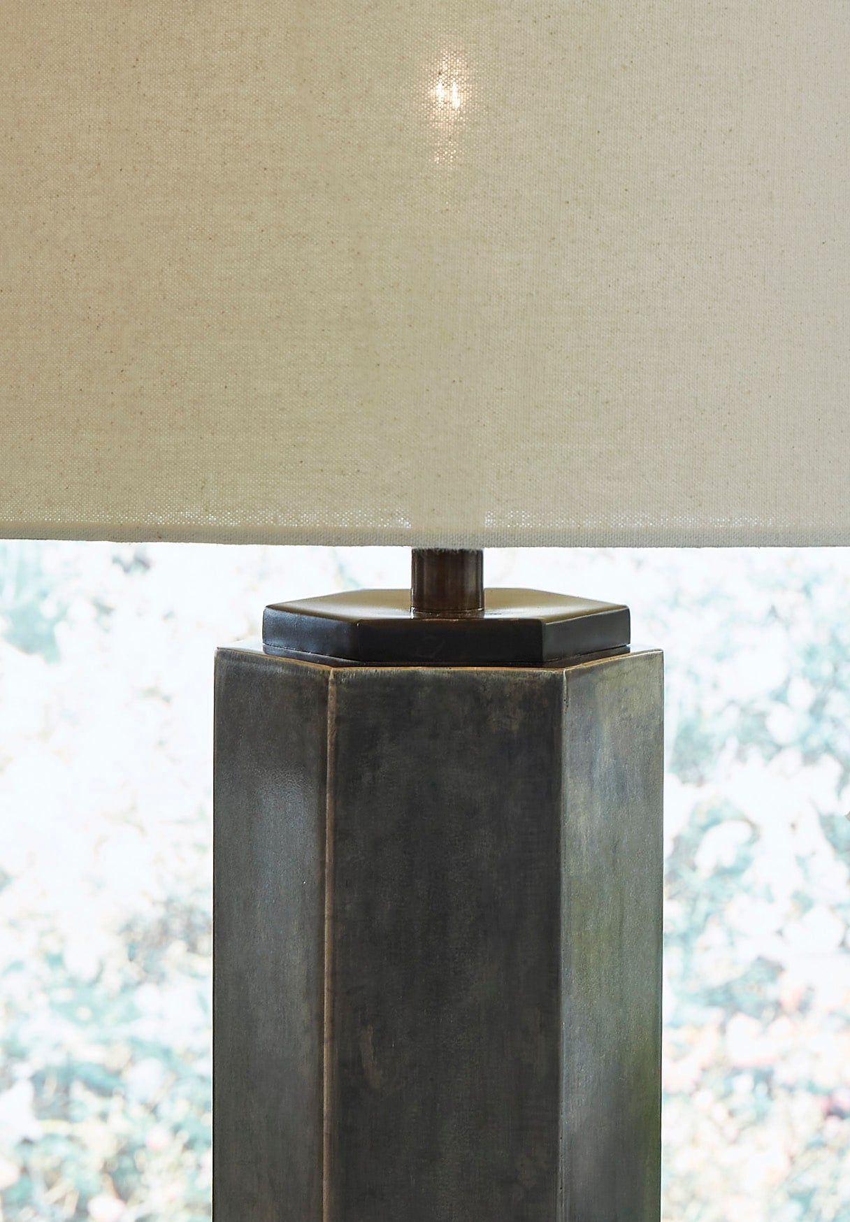 Dirkton Table Lamp