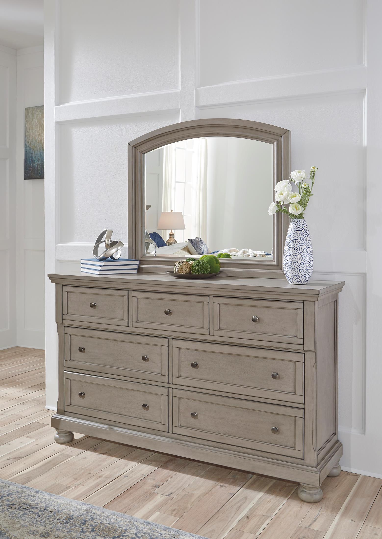 Lettner 7 Drawer Dresser and Mirror