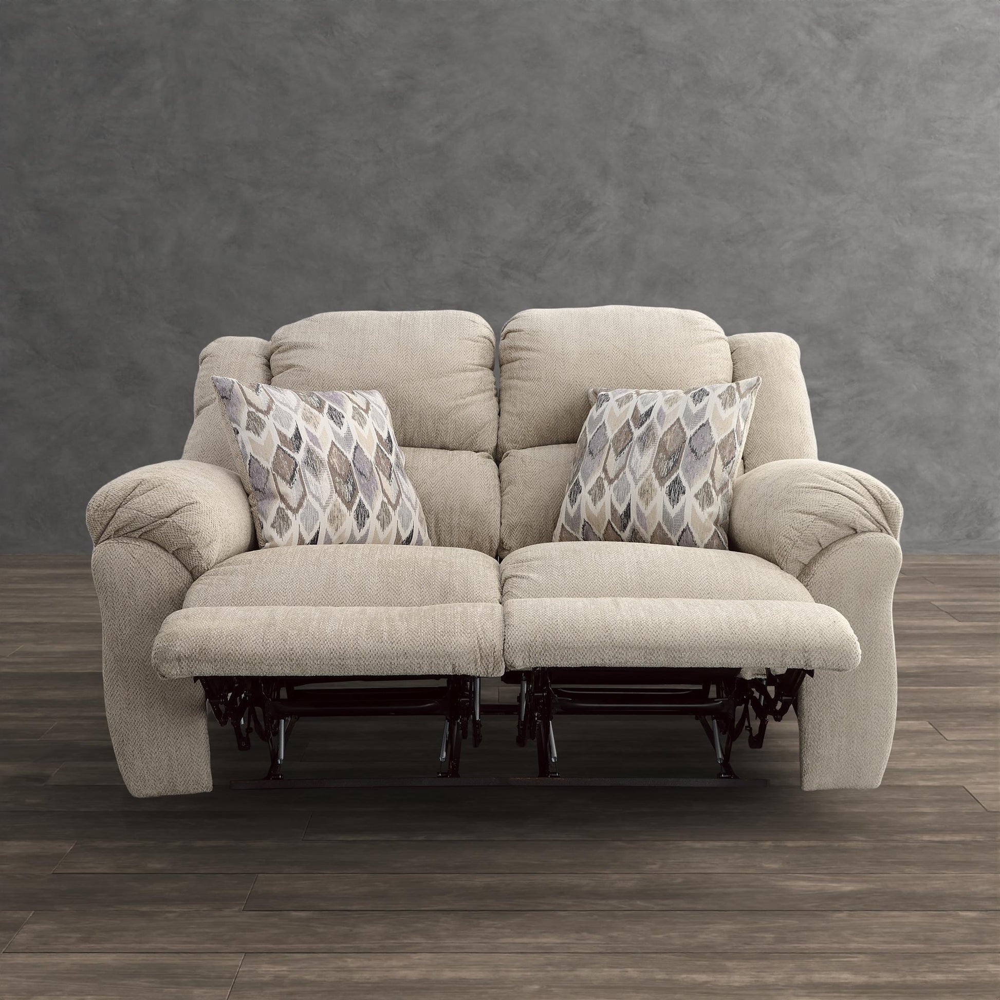 Venture Manual Reclining Loveseat