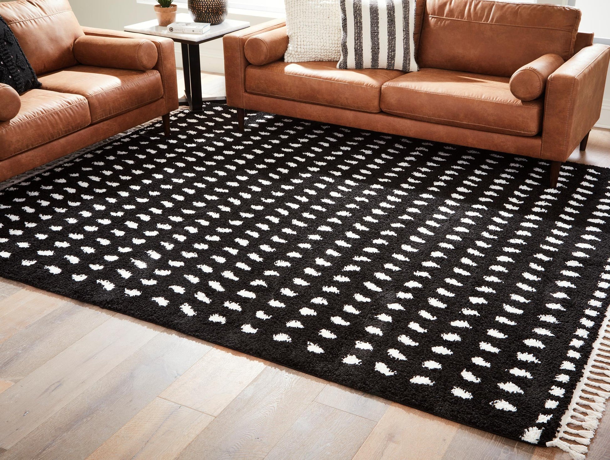 Minston 5' x 7' Rug