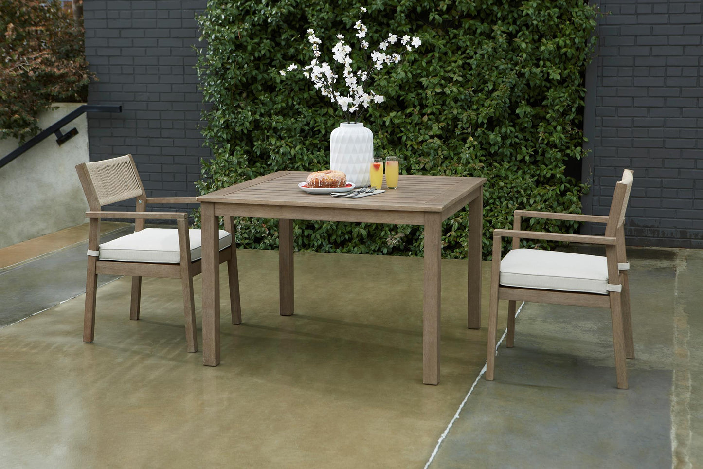 Aria Plains Outdoor Dining Table