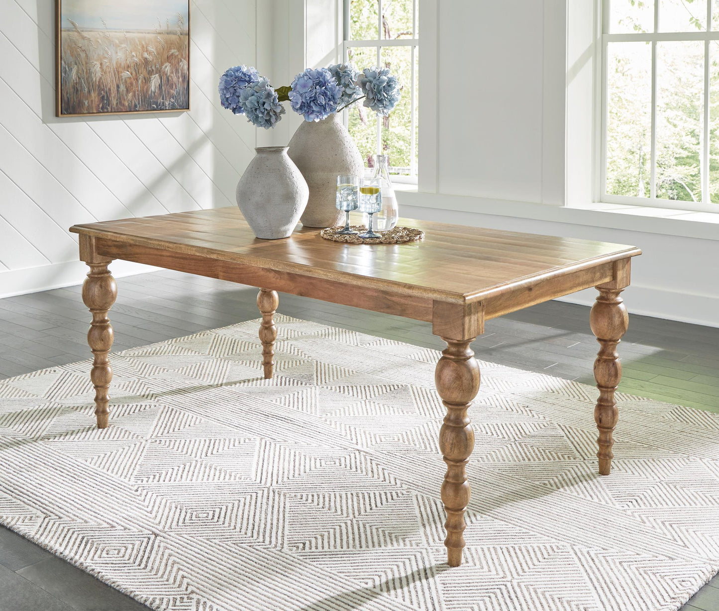 Rybergston DIning Table