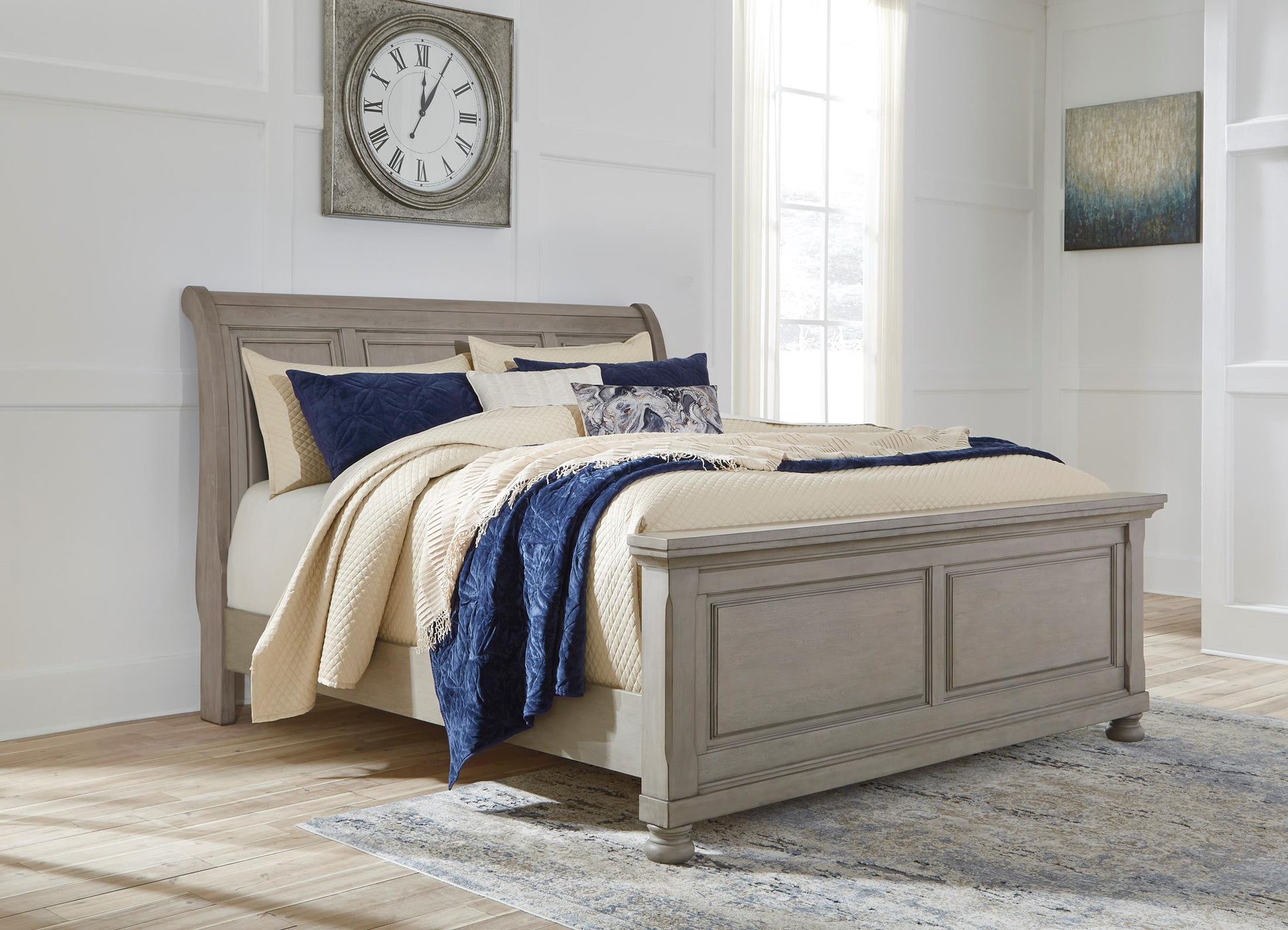 QUEEN SLEIGH BED