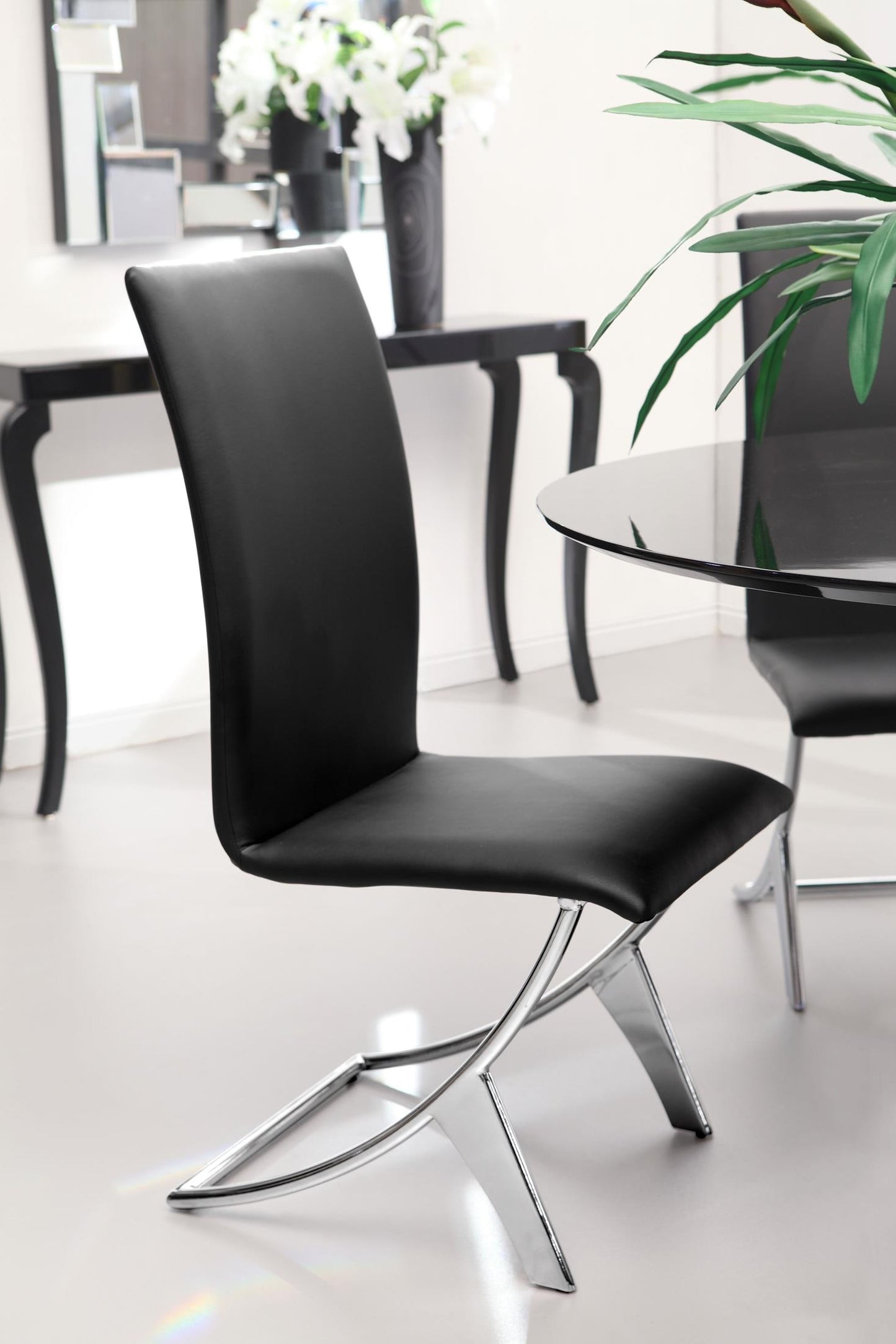 Delfin Dining Chair (Set of 2) Black